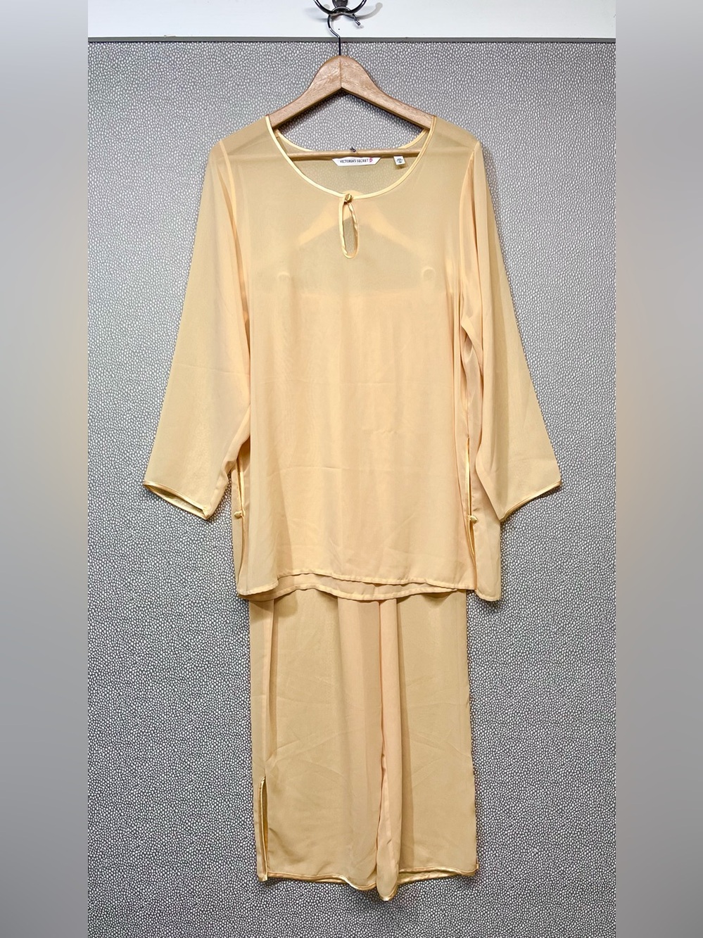 🆕 S Victoria’s Secret Buttery Yellow Two-Piece Sheer Tunic Pajama Set Y2K NWOT
